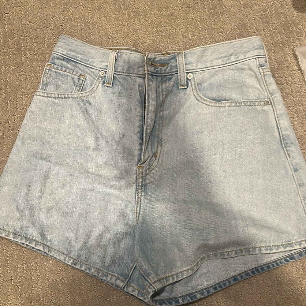 Levi high waisted mom shorts